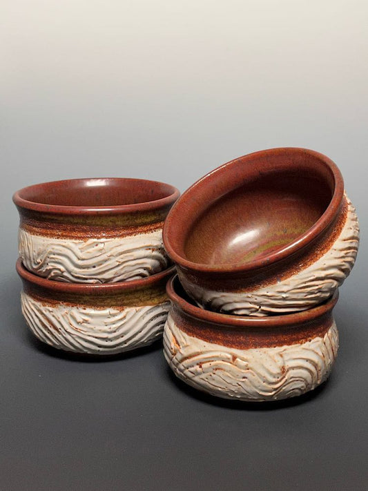 Small Slip Textured Bowls in Shino and Matt Red